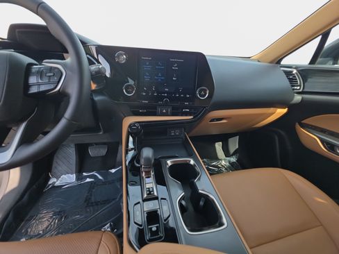 Used 2024 Lexus NX 250 FWD w/ Cold Area Package image 21