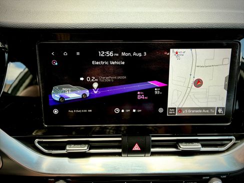 Used 2022 Kia Niro EX Premium FWD image 50