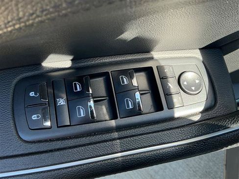 Used 2019 Maserati Levante GranSport image 27