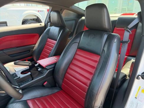 Used 2009 Ford Mustang Shelby GT500 RWD image 22