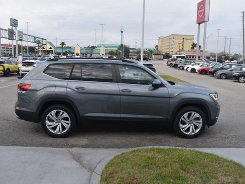 Used 2022 Volkswagen Atlas SE image 12