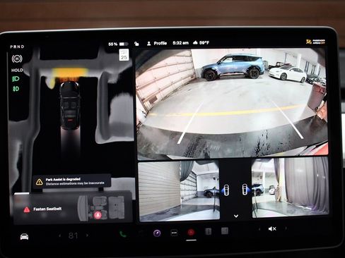 Used 2023 Tesla Model Y Long Range image 29