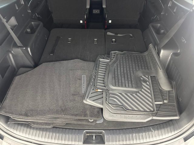 Certified 2024 Kia Telluride EX w/ EX Captain's Chair Package AWD/4WD image 30