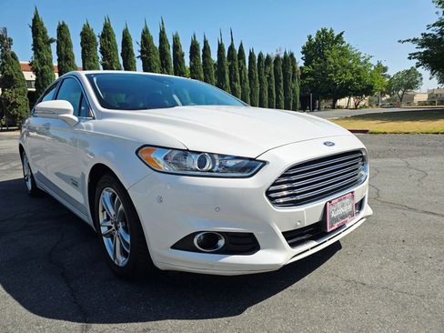 Used 2016 Ford Fusion Energi Titanium w/ Driver Assist Package FWD image 2