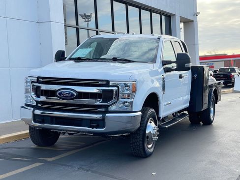 Used 2020 Ford F350 XLT image 7