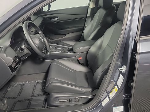 Used 2025 Honda Accord EX-L image 19