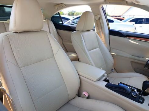Used 2013 Lexus ES 350 image 16