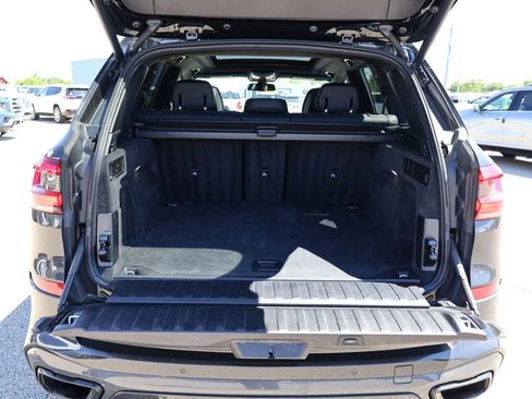 Used 2022 BMW X5 M50i w/ Executive Package AWD/4WD image 5