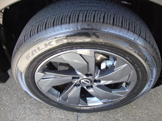 Used 2026 Nissan Rogue SV FWD image 23