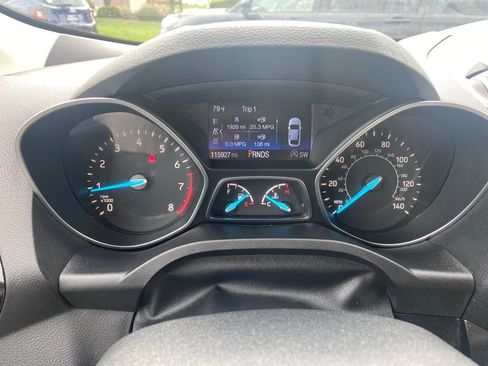Used 2018 Ford Escape Titanium FWD image 12