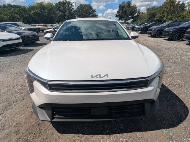New 2027 Kia K4 FWD image 9