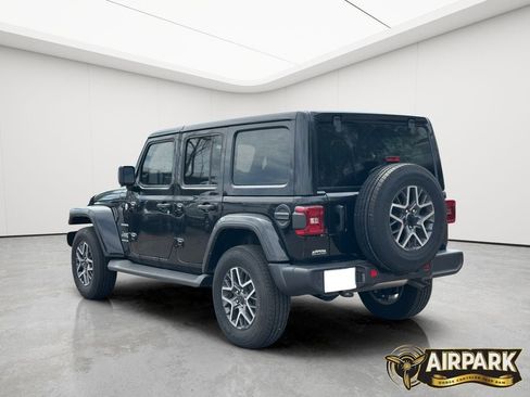 New 2024 Jeep Wrangler Unlimited Sahara w/ Safety Group AWD/4WD image 7