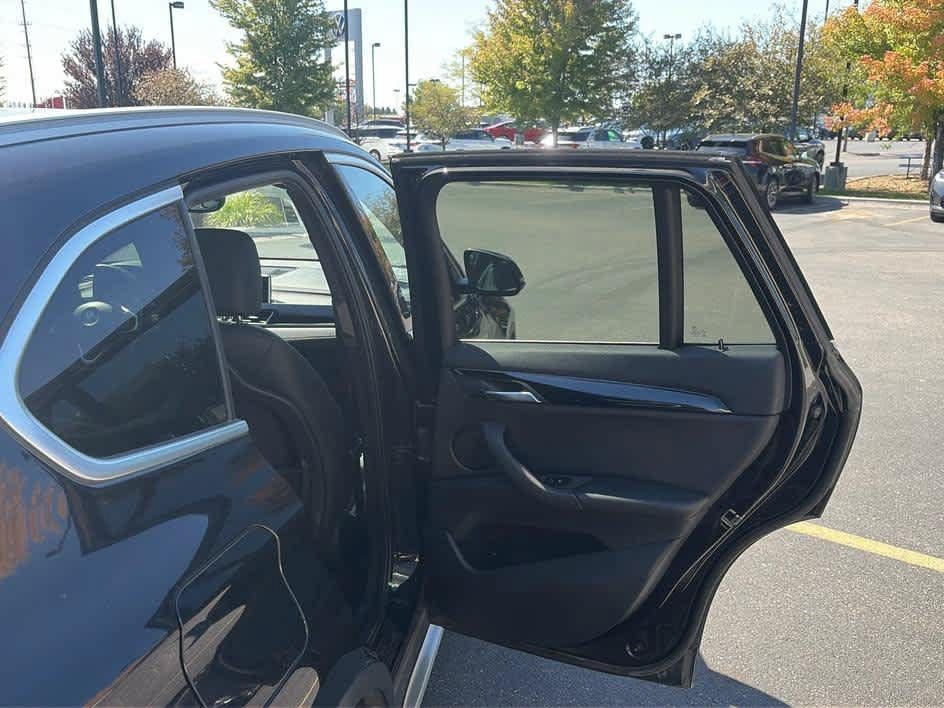 Used 2021 BMW X1 xDrive28i AWD/4WD image 25