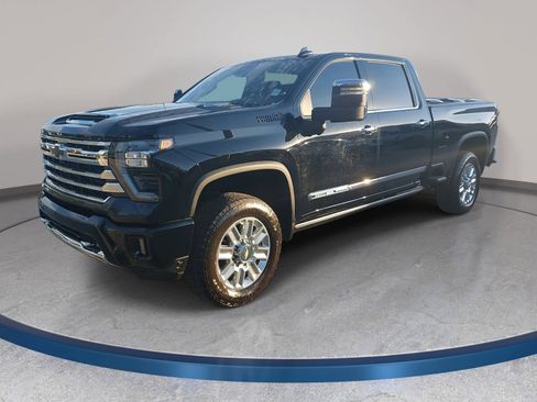 Used 2024 Chevrolet Silverado 2500 High Country w/ Technology Package AWD/4WD image 1