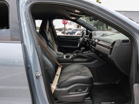 Used 2023 Porsche Cayenne Turbo GT image 45