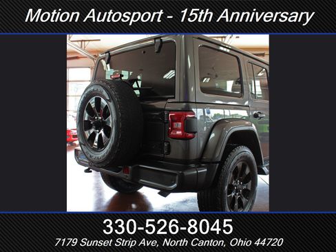 Used 2021 Jeep Wrangler Unlimited Sahara w/ Uconnect 4C Nav & Sound Group AWD/4WD image 13