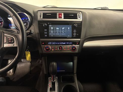 Used 2015 Subaru Outback 2.5i Premium AWD/4WD image 20