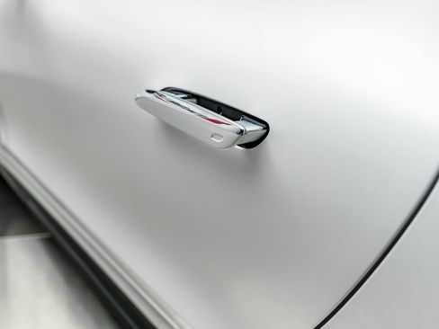 Used 2025 Mercedes-Benz AMG GT 63 image 31