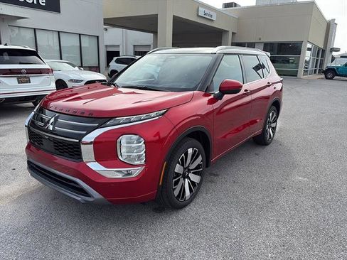 New 2026 Mitsubishi Outlander SEL image 3