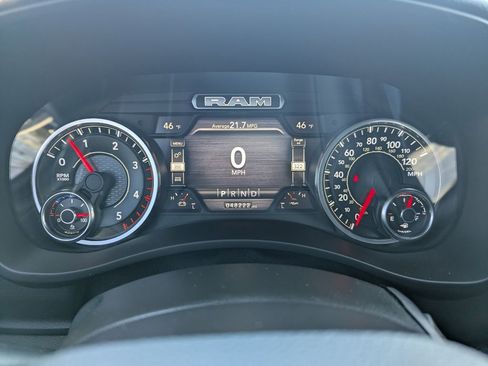 Used 2022 RAM 2500 Big Horn w/ Night Edition image 28