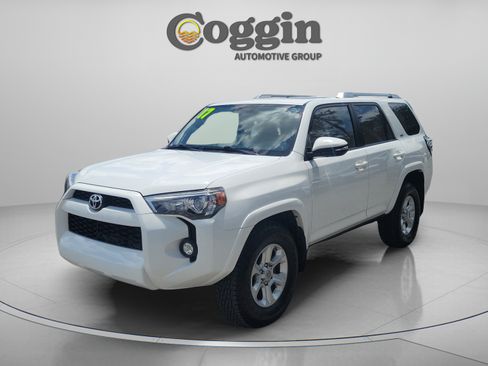 Used 2017 Toyota 4Runner SR5 Premium RWD image 1