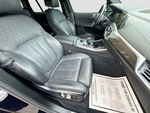 Used 2021 BMW X5 M50i w/ Executive Package AWD/4WD image 16