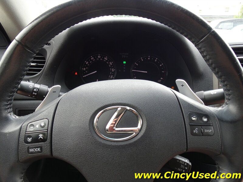 Used 2010 Lexus IS 250C w/ Luxury Pkg RWD image 22