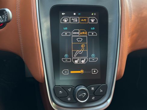 Used 2017 McLaren 570S RWD image 35