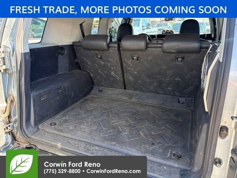 Used 2010 Toyota FJ Cruiser 4WD image 6