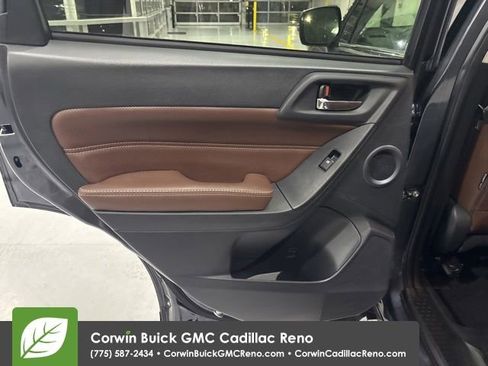 Used 2017 Subaru Forester 2.5i Touring AWD/4WD image 30