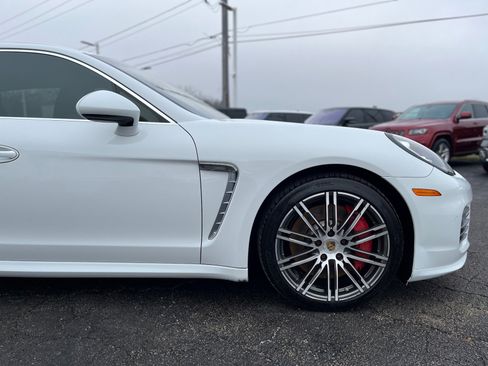 Used 2014 Porsche Panamera Turbo Executive image 16
