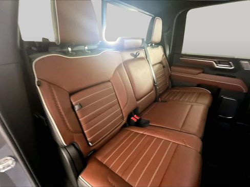 Certified 2025 GMC Sierra 2500 Denali Ultimate w/ Max Trailering Package AWD/4WD image 20