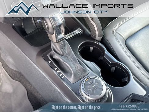 Used 2024 Ford Bronco Outer Banks image 17