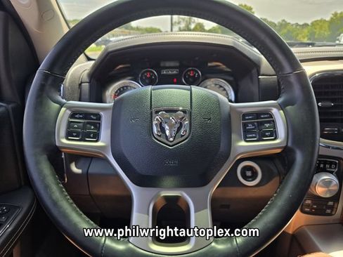 Used 2017 RAM 1500 Laramie w/ Convenience Group AWD/4WD image 27