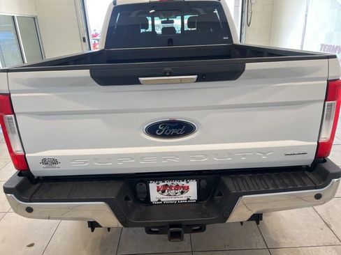 Used 2018 Ford F250 Lariat w/ Lariat Value Package image 5