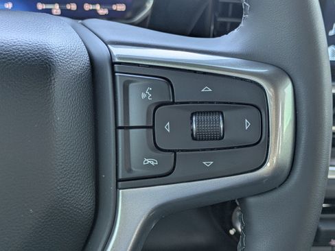 Used 2026 Chevrolet Silverado 2500 LTZ w/ LTZ Plus Package AWD/4WD image 23