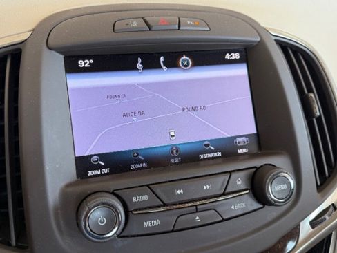 Used 2014 Buick LaCrosse Leather w/ Driver Confidence Package FWD image 4