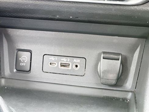 Certified 2024 Nissan Sentra SV FWD image 25