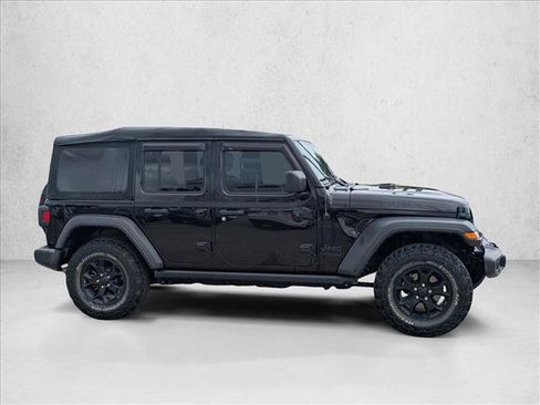 Used 2022 Jeep Wrangler Unlimited Sport AWD/4WD image 4