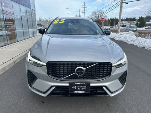 Certified 2025 Volvo XC60 B5 Plus AWD/4WD image 7