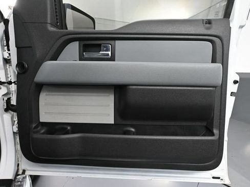 Used 2014 Ford F150 XLT w/ Equipment Group 302A Luxury AWD/4WD image 42