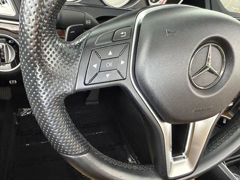 Used 2017 Mercedes-Benz E 400 Cabriolet image 25