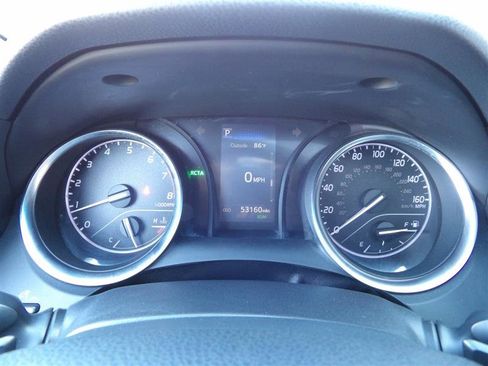 Used 2018 Toyota Camry SE image 20