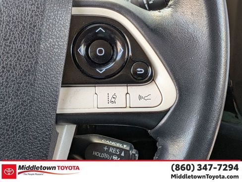 Used 2018 Toyota Prius Prime Plus w/ Carpet Mat Package FWD image 20