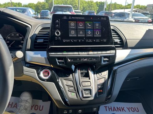Used 2025 Honda Odyssey Touring image 22