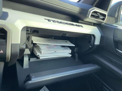 Used 2024 Toyota Tacoma TRD Off-Road image 38