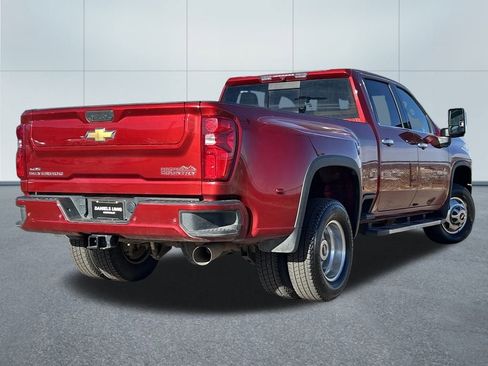 Used 2022 Chevrolet Silverado 3500 High Country w/ Safety Package II image 2