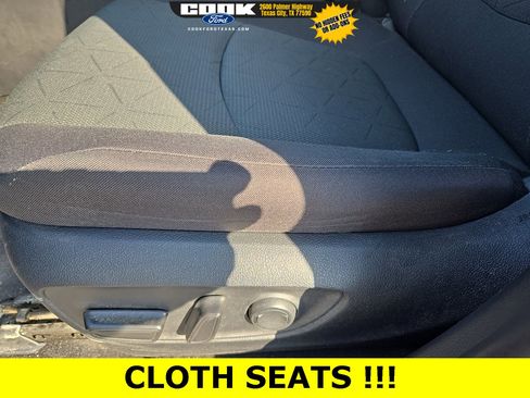 Used 2023 Toyota RAV4 XLE image 5