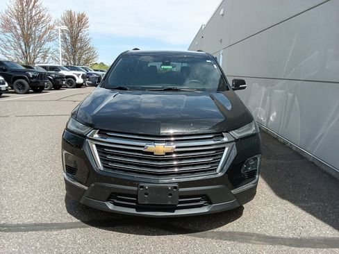 Used 2022 Chevrolet Traverse LT w/ LPO, Floor Liner Package AWD/4WD image 4