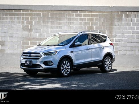 Used 2017 Ford Escape Titanium AWD/4WD image 1